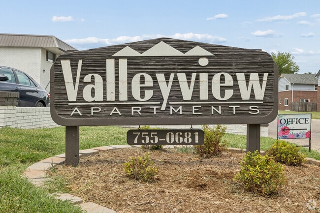 Building Photo - Valley View Apartments