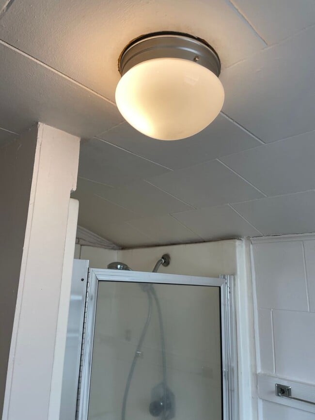 Photo - Cozy Cottage Style 1 Bedroom 1 Bath Home