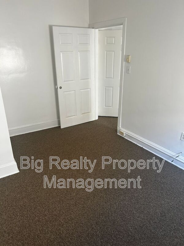 Photo - 29 N Main St Unit 2F