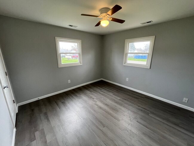 Photo - 703 E 28th St