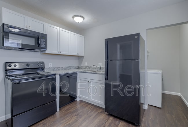 Building Photo - 2233 S 20th St Rental