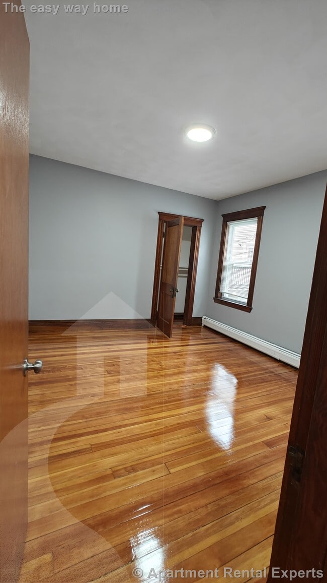 Photo - 308 Spring Street Extension