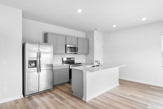 Building Photo - 1247 Ross Farms Blvd Rental