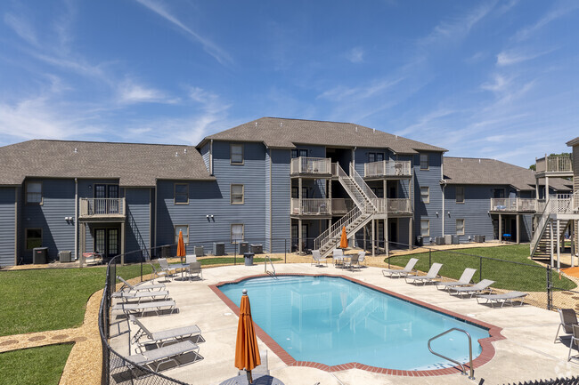 Building Photo - Park Towne Apartments