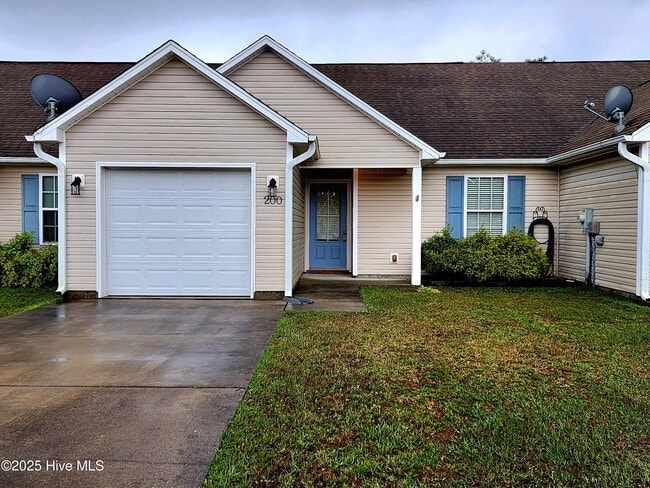 Photo - 200 Pine Hollow Rd House