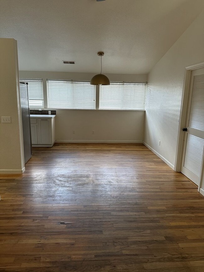 Photo - 4 Bed 1.5 Bath House