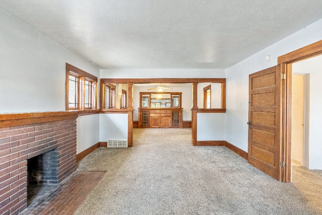 Photo - 826 E Coatsville Ave