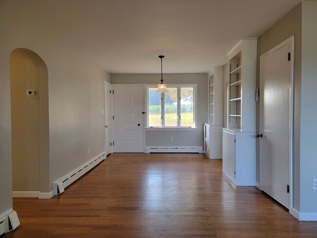 Photo - 270 Stevens Rd