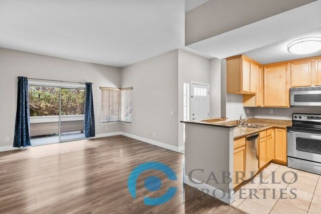 Photo - 3525 Grove St Unidad 117