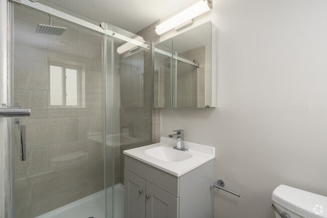 3BR, 2BA - 1,522SF - Primary Bathroom - Olympic Gardens