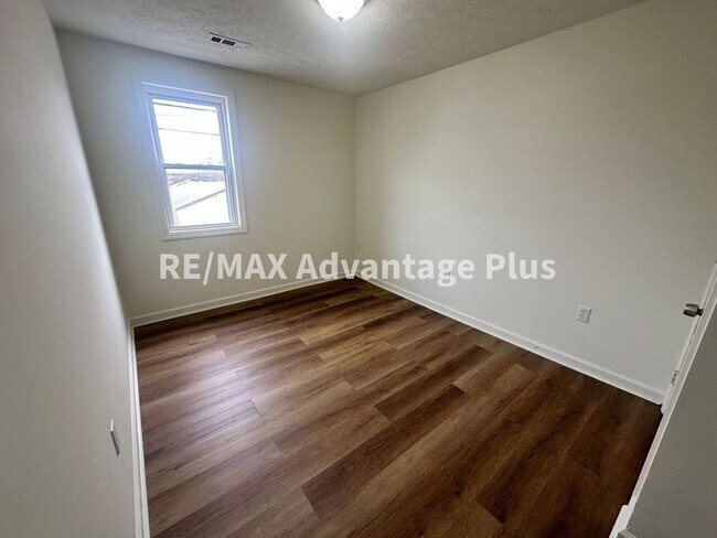 Photo - 108 Carter St Unidad 2