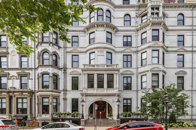 Photo - 160 Commonwealth Ave Unidad 312 Rental