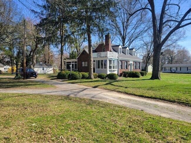 Photo - 126 Tred Avon Ave