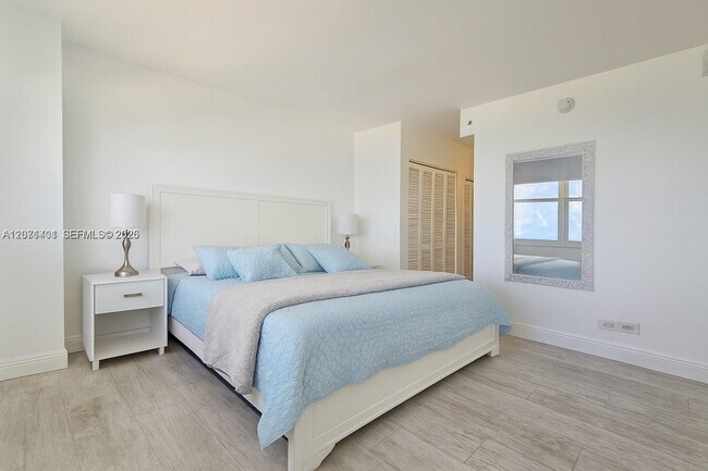 Photo - 5601 Collins Ave Unit 1409