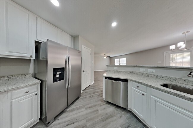 Photo - 7734 Pasture Bend Ln