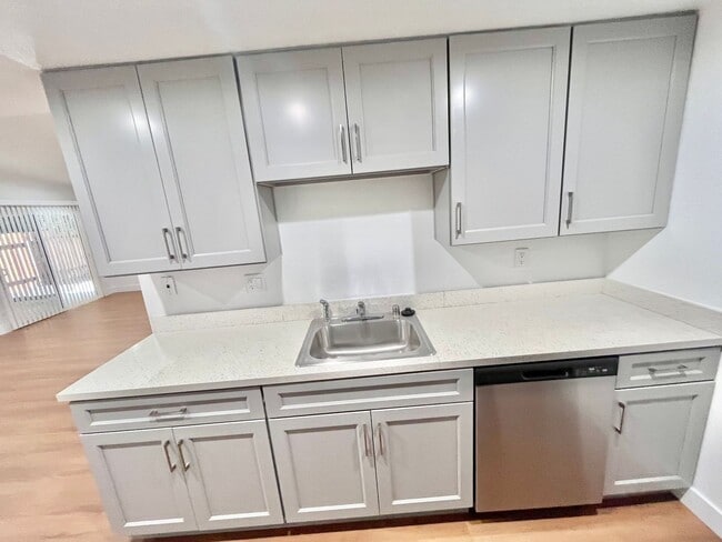 Photo - Newly Remodeled Duplex for Rent in Central Davis