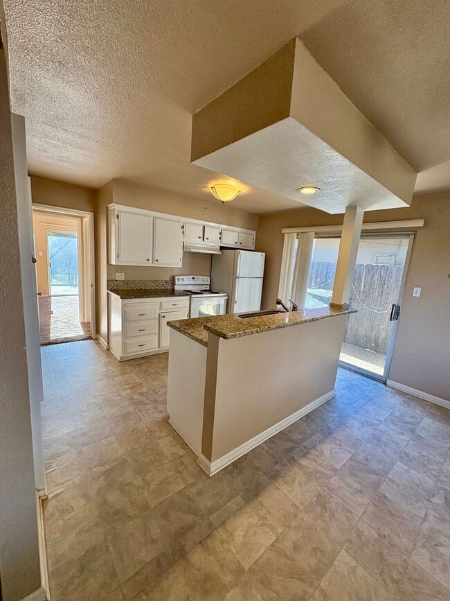 Photo - 7748001/51 C/O Unidad 7748001001CO