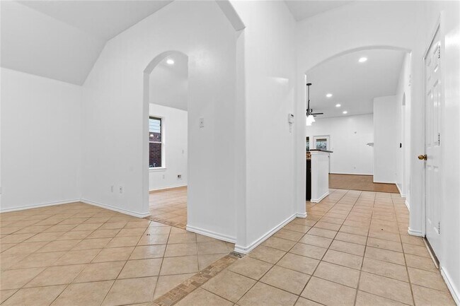 Photo - 15323 Redbud Berry Way