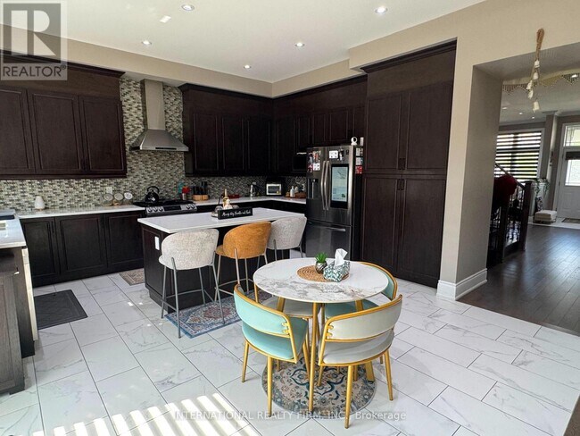 Photo - 45 Daisy Meadow Cres