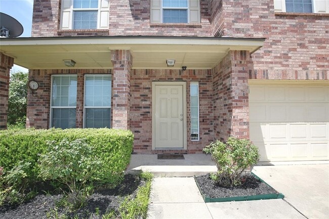 Photo - 2720 Overton St