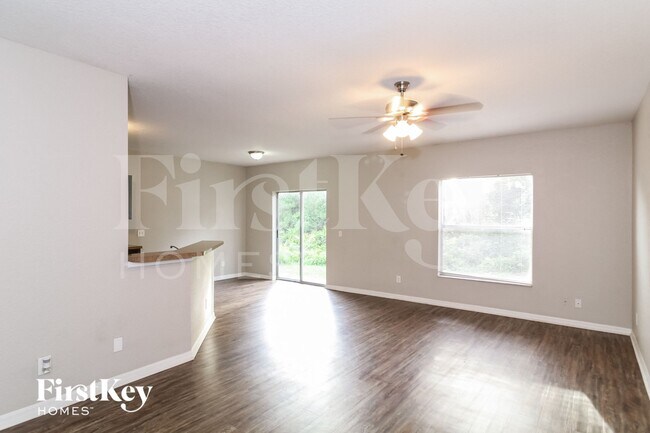 3587 Ponce De Leon Blvd