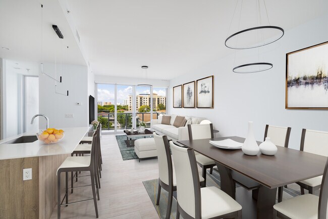 Techos de 10 pies - 545 SW 11th St Unidad 308