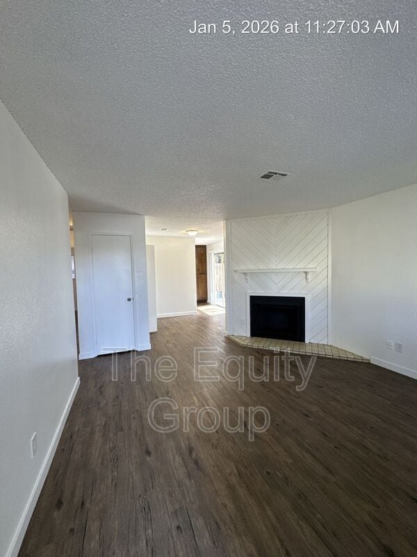 Photo - 2019 E Walnut Ave