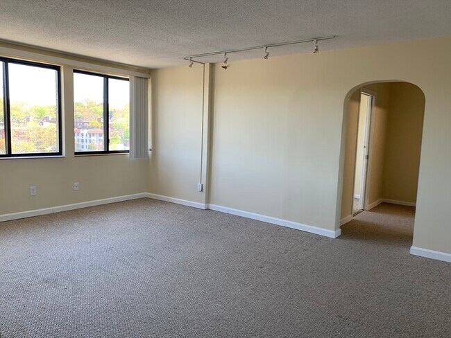 Photo - 1731 Beacon St Unit 1213