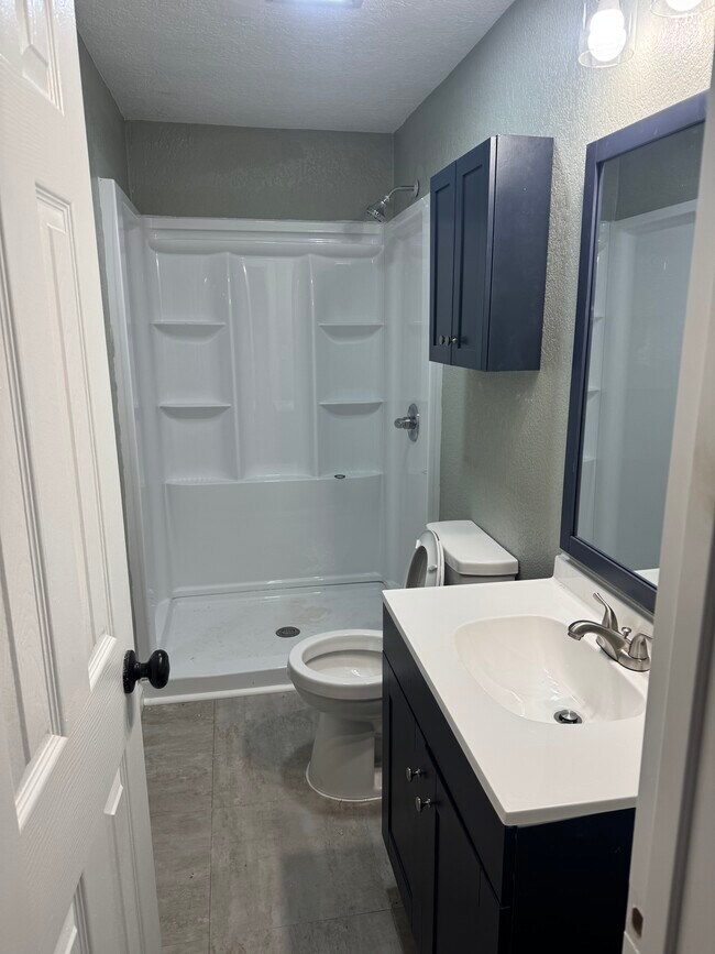 Photo - 105 N Avenue D