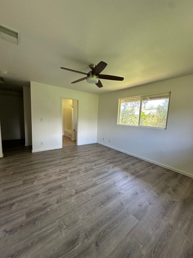Charming 3-bedroom ,2-bathroom & Fully Fenced - Charming 3-bedroom ,2-bathroom & Fully Fenced Casa