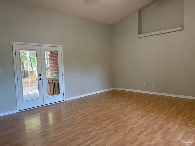 Photo - 5614 Whispering Woods Dr