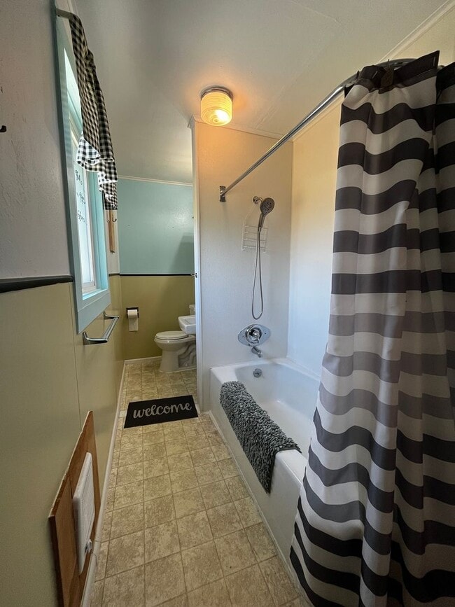 Photo - Furnished 1 bed 1 bath house located