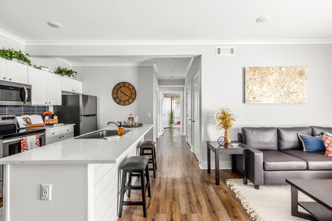 Photo - Ascent at Pointe Grande