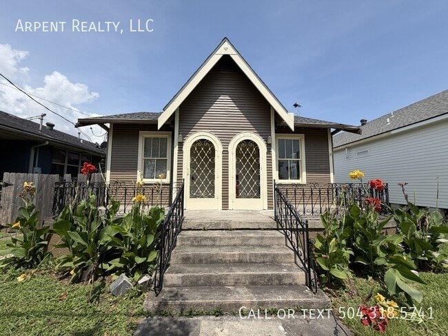Building Photo - 946 Mehle St Unit 946