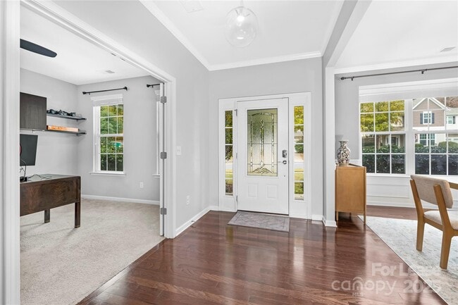 Photo - 5829 Dinsmore Ln