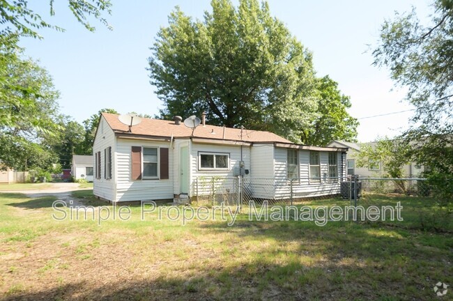 Building Photo - 4010 SE 12th St Rental