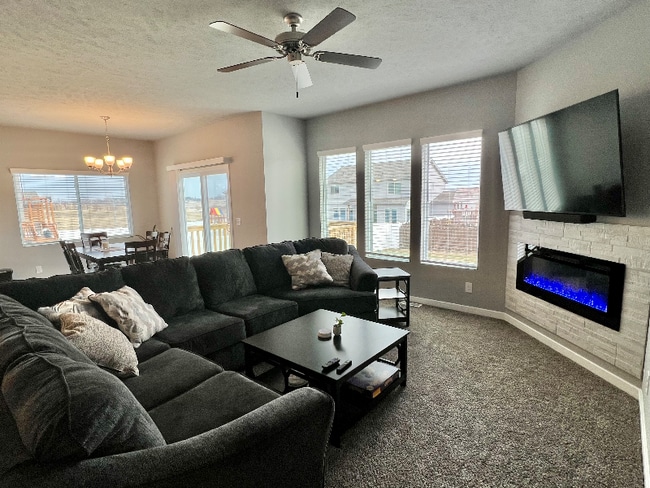 Photo - 1909 Hummingbird Dr