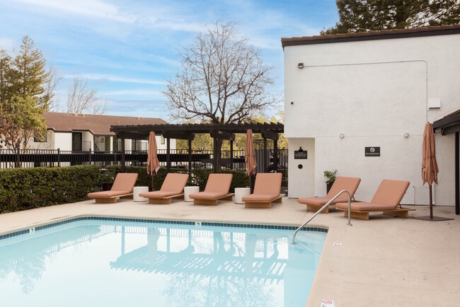 Building Photo - Mira Vista Hills Rental