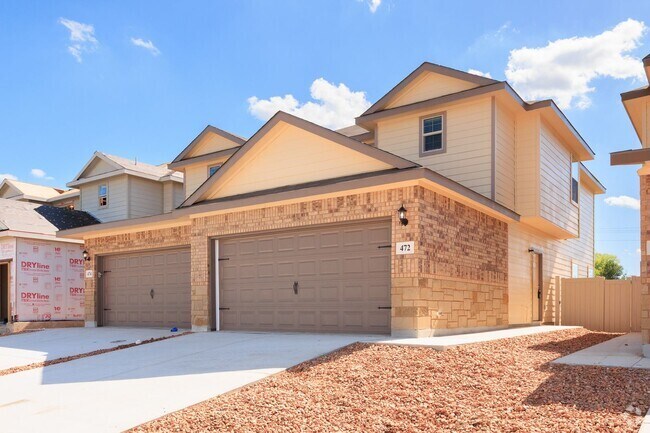 Building Photo - Modern 3-Bed, 2.5-Bath Townhome in New Bra...