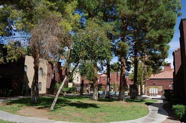 Photo - 4050 Pacific Harbors Dr Unidad #14