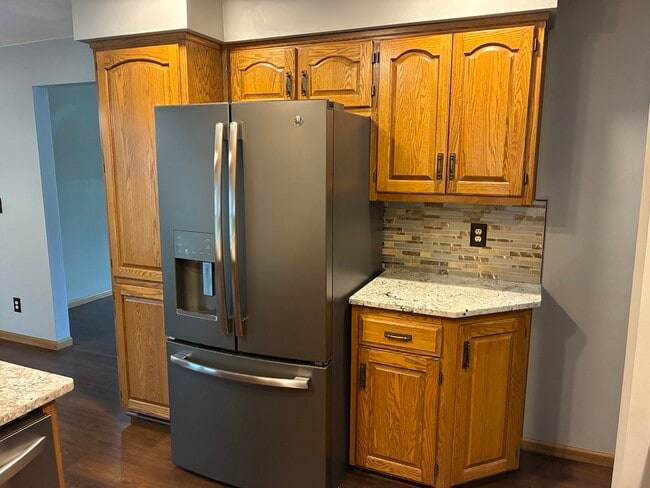 Photo - 1006 Woodland Ct