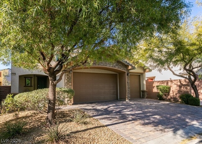 Photo - 10465 Saddle Mountain St