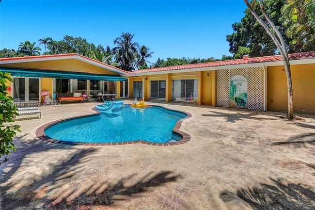 3920 Monserrate St