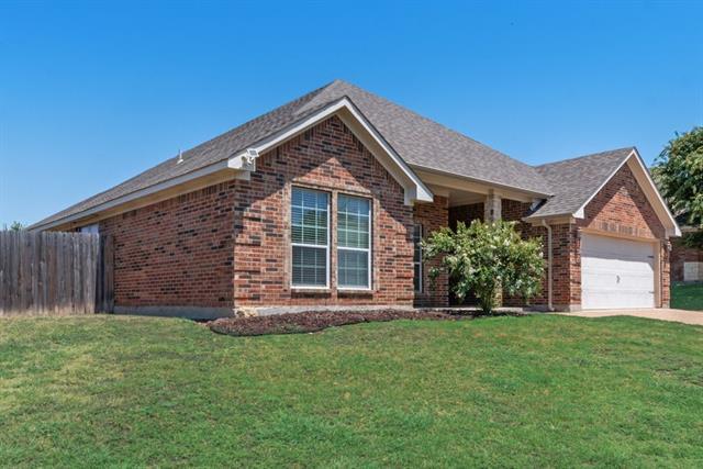Photo - 112 Singletree Ln
