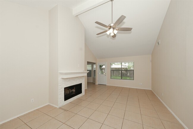 Building Photo - 3247 N Mason Rd