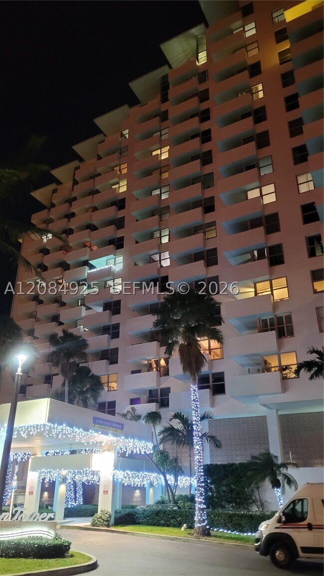 Photo - 2899 Collins Ave Unit 606