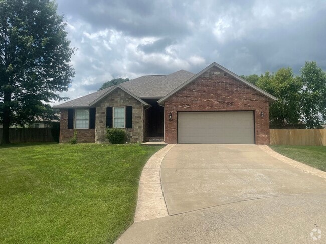 Building Photo - 3 Bedroom Home in Nixa Schools!
