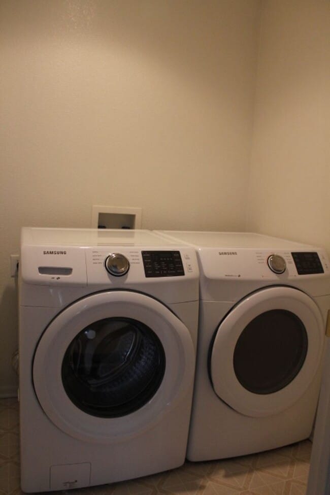 Photo - Stunning 3 BR/3 BA in Stockbridge At Meridian Community!