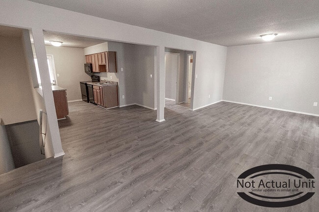 Photo - 203 Wheaton Ct
