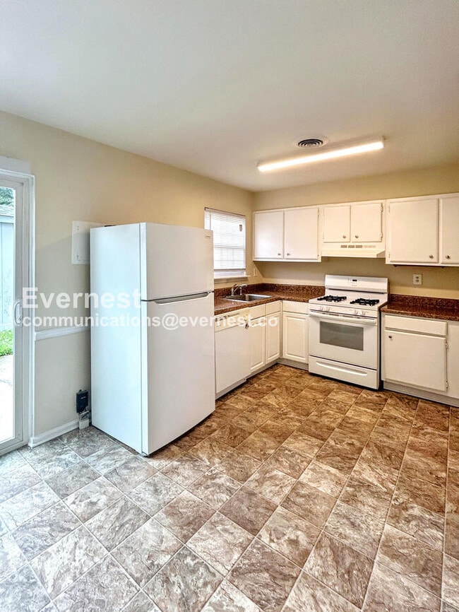 Photo - 1403 Calander Ct